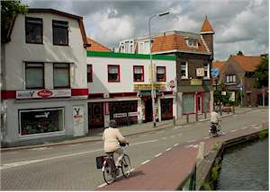Rechtshuis.jpg (13057 bytes)
